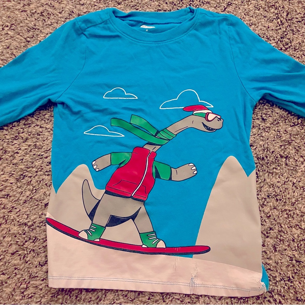 Old Navy long sleeve graphic tee - Picture 1 of 3